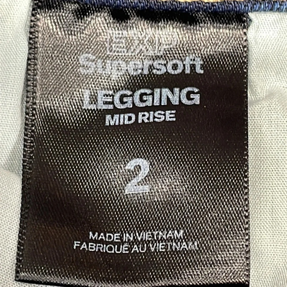 Express Jeans Mid Rise Supersoft Legging 2 - Picture 12 of 15